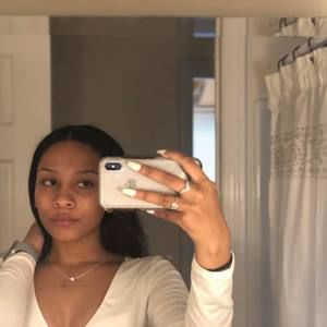 Meet your Posher, Maggie